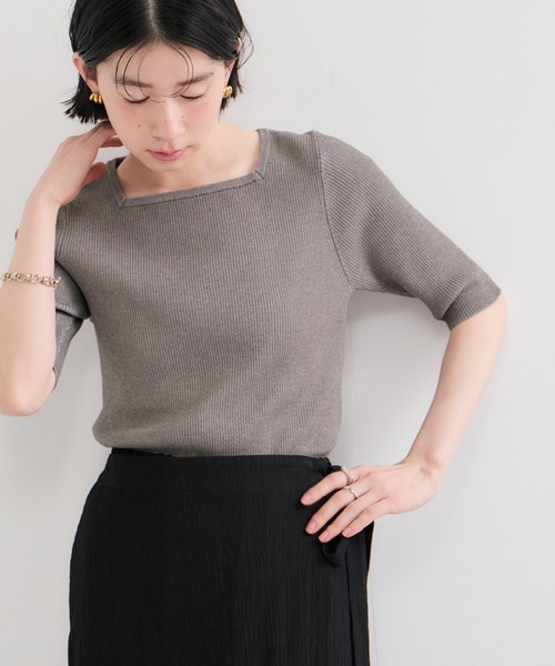 LE CERCLE par rope'(ルセルクルパーロペ)の「スクエアネックメランジ半袖ニットプルオーバー(ニット/セーター・レディース・ブルー系その他6/ブラウン系その他/ブラック系その他・FREE)」の2枚目の写真