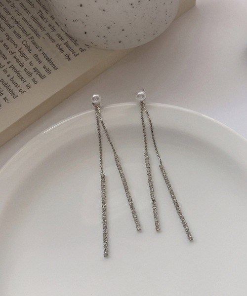 shoppinggo(ショッピングゴー)の「ピアス パール ロングピアス 揺れる アクセサリー 大人 お洒落 輝く(ピアス(両耳用)・レディース・シルバー・FREE)」の9枚目の写真