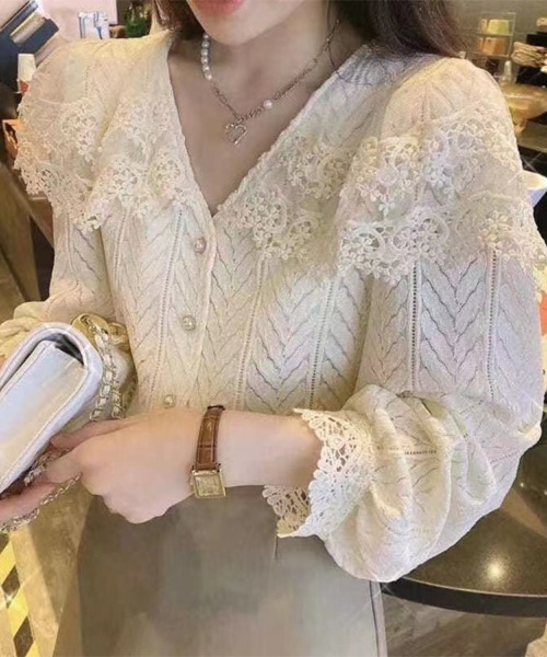 Flugge(フラッジー)の「シアーレースカラーブラウス(シャツ/ブラウス・レディース・アイボリー・LARGE/MEDIUM)」の1枚目の写真