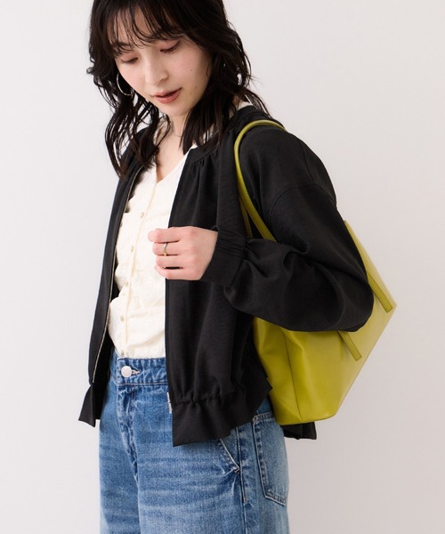 VIS（ビス）の「美easyリネンライクジップ裾フリルブルゾン/イージーケア・接触冷感（ブルゾン・レディース・ブラック/キナリ・FREE）」の5枚目の写真