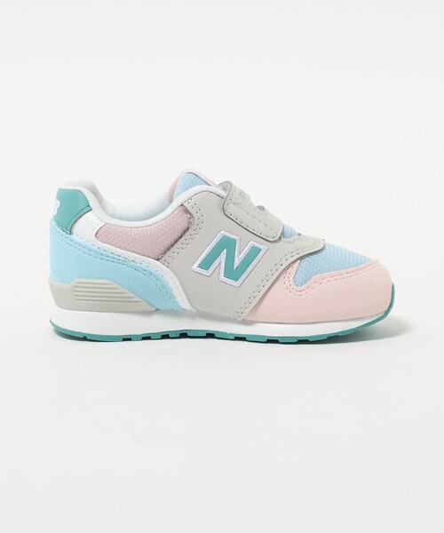 NEW BALANCE(ニューバランス)の「<New Balance>996 Hook and Loop スニーカー / キッズ(スニーカー・キッズ・ベージュ/ネイビー/ライトピンク・15cm/16cm/14cm)」の6枚目の写真