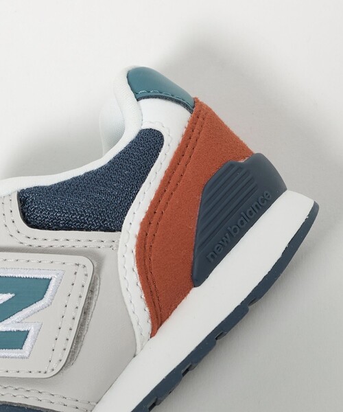 NEW BALANCE(ニューバランス)の「<New Balance>996 Hook and Loop スニーカー / キッズ(スニーカー・キッズ・ベージュ/ネイビー/ライトピンク・15cm/16cm/14cm)」の14枚目の写真