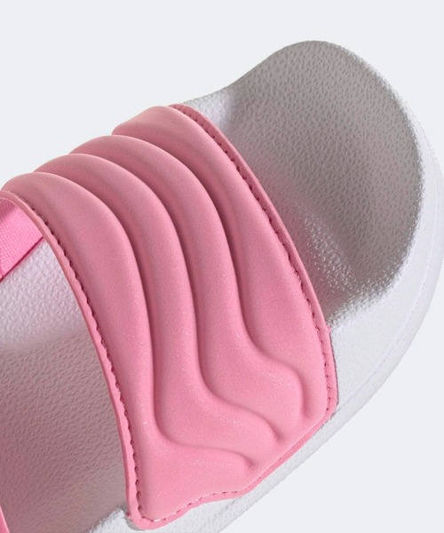 adidas(アディダス)の「アディレッタ サンダル ADILETTE SANDAL 2 K / アディダス adidas(サンダル・キッズ・ピンク/ブルー/ブラック・23.0cm/22.0cm/21.0cm/20.0cm/19.0cm/17.0cm/18cm)」の9枚目の写真