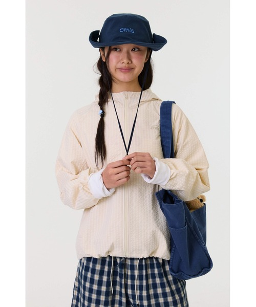 EMIS(イミス)の「(W) PACKABLE WINDBREAKER(ナイロンジャケット・レディース・ブラック/アイボリー・MEDIUM/SMALL)」の7枚目の写真