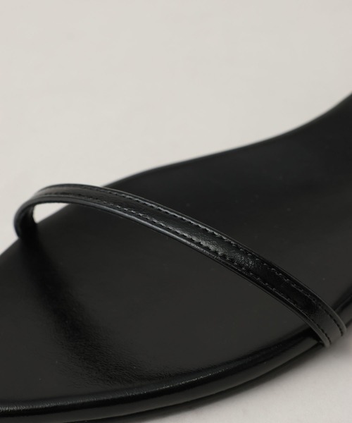 A part by（アパートバイ）の「ナローストラップサンダル（サンダル・レディース・アイボリー/レッド/ブラック・MEDIUM/LARGE）」の10枚目の写真