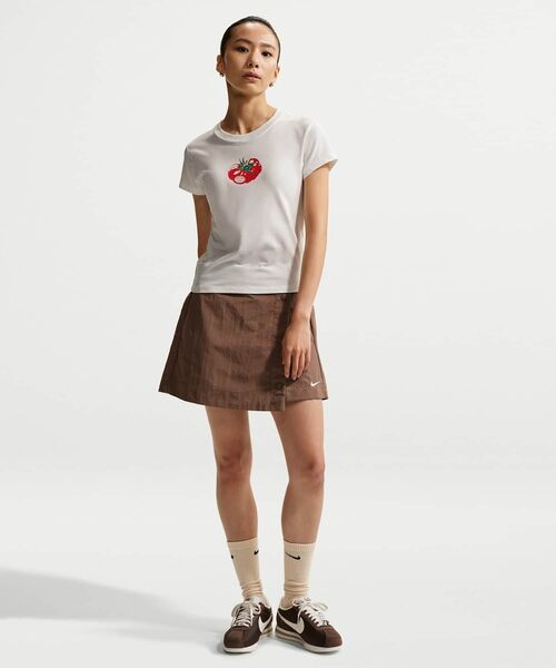 NIKE（ナイキ）の「ナイキ スポーツウェア チル ニット ウィメンズ スリム モッドクロップド Tシャツ / Nike Sportswear Chill Knit Women's Slim Mod-Cropped T-Shirt IO3532-133 Sail（Tシャツ/カットソー・レディース・クリーム・XS/XL/L/M/S）」の4枚目の写真