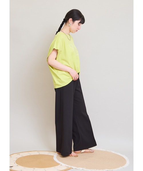 LHELBIE(レルビエ)の「ドロストボックスロゴTシャツ(Tシャツ/カットソー・レディース・チャコールグレー/イエロー×グリーン/オフホワイト・M)」の18枚目の写真