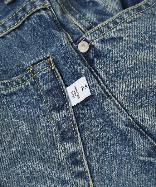 FACETASM（ファセッタズム）の「DAMARGED DENIM PANTS（デニムパンツ・メンズ・インディゴブルー・3）」の6枚目の写真