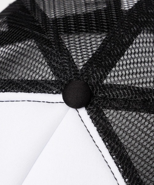 SUPPLIER(サプライヤー)の「A'GEM/9 × .kom 『SUPPLIER/サプライヤー』Iron Cross Leather Patch Mesh Cap/アイアンクロス レザーパッチ メッシュキャップ(キャップ・メンズ・ホワイト×ブラック・FREE)」の5枚目の写真