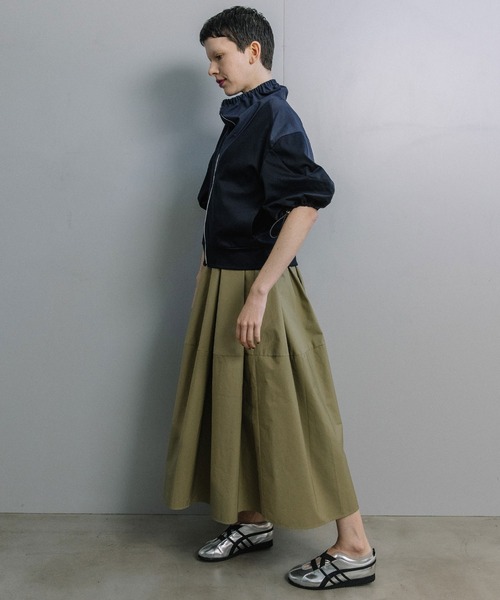 MARECHAL TERRE（マルシャルテル）の「【UVカット/接触冷感/吸水速乾/防シワ】ライトブルゾン（ブルゾン・レディース・ブラック/オフホワイト/チャコールグレー/ネイビー・MEDIUM）」の8枚目の写真