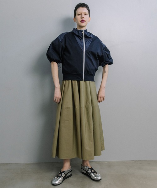 MARECHAL TERRE（マルシャルテル）の「【UVカット/接触冷感/吸水速乾/防シワ】ライトブルゾン（ブルゾン・レディース・ブラック/オフホワイト/チャコールグレー/ネイビー・MEDIUM）」の9枚目の写真