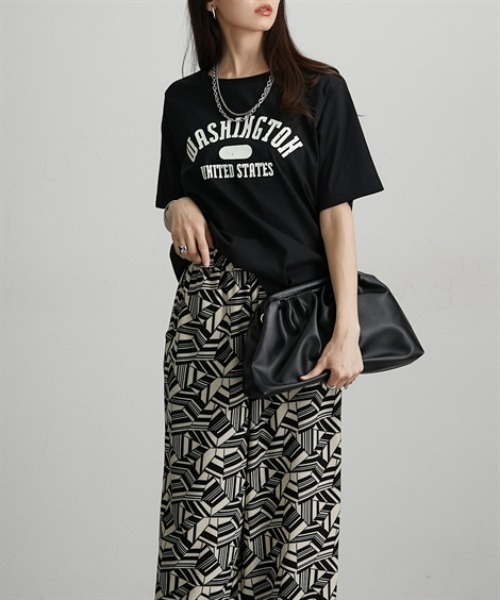 Soiunique（スワユニーク）の「【接触冷感・吸水速乾】　カレッジロゴデザイン半袖Ｔシャツ　［Soiunique］（Tシャツ/カットソー・レディース・ブラウン/ネイビー/ブラック・M/L/LL）」の5枚目の写真