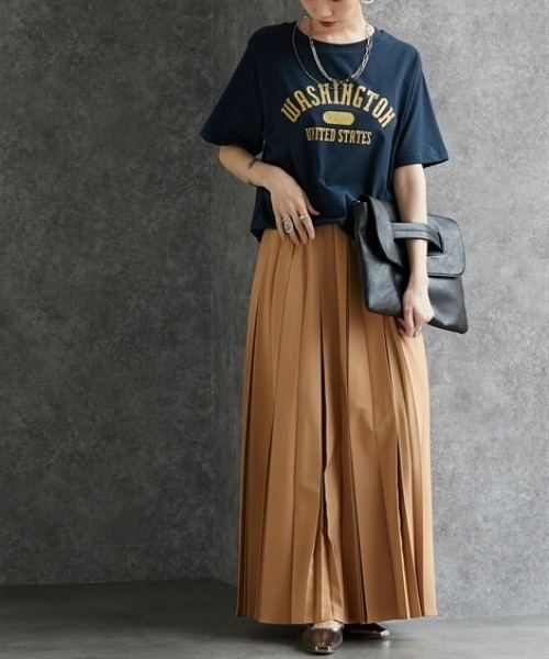 Soiunique（スワユニーク）の「【接触冷感・吸水速乾】　カレッジロゴデザイン半袖Ｔシャツ　［Soiunique］（Tシャツ/カットソー・レディース・ブラウン/ネイビー/ブラック・M/L/LL）」の20枚目の写真