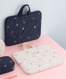 Cath Kidston（キャスキッドソン）の「エンブロイダリーPCケース Ditsy Floral Embroidery（PC・タブレットケース）」