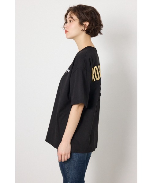 RODEO CROWNS WIDE BOWL(ロデオクラウンズワイドボウル)の「エンボスロゴVネックTシャツ(Tシャツ/カットソー・レディース・オフホワイト/ピンク/ブラック/サックスブルー・MEDIUM/LARGE)」の6枚目の写真