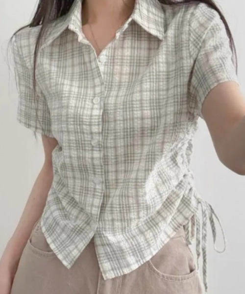 SHEPP(シープ)の「サイドリボンシャーリングチェックシャツ(シャツ/ブラウス・レディース・グレー/アイボリー/ブラック/グリーン・M/L)」の7枚目の写真