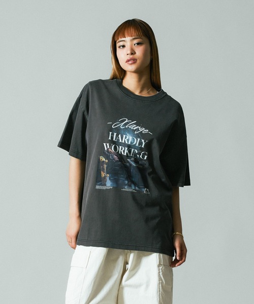 XLARGE（エクストララージ）の「HARDLY WORKING S/S TEE（Tシャツ/カットソー・メンズ・ブラック/ブラウン/ホワイト・XL/L/M/S）」の15枚目の写真