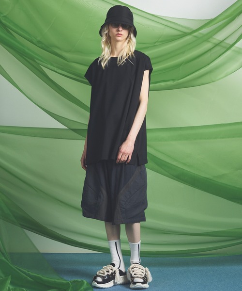 MAISON SPECIAL(メゾンスペシャル)の「《UNISEX》3D Pocket Curve Switching Prime-Wide One-tuck Shorts/3Dポケットカーブ切替プライムワイドワンタックショーツ【MAISON SPECIAL/メゾンスペシャル】(その他パンツ・メンズ・ブラック/サックスブルー・0/1/2)」の7枚目の写真