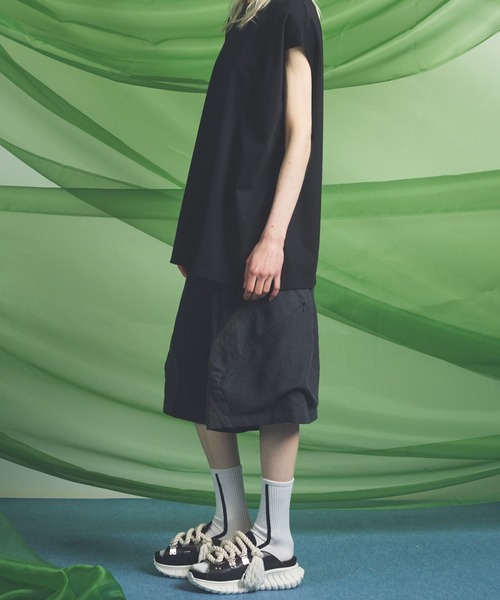 MAISON SPECIAL(メゾンスペシャル)の「《UNISEX》3D Pocket Curve Switching Prime-Wide One-tuck Shorts/3Dポケットカーブ切替プライムワイドワンタックショーツ【MAISON SPECIAL/メゾンスペシャル】(その他パンツ・メンズ・ブラック/サックスブルー・0/1/2)」の13枚目の写真