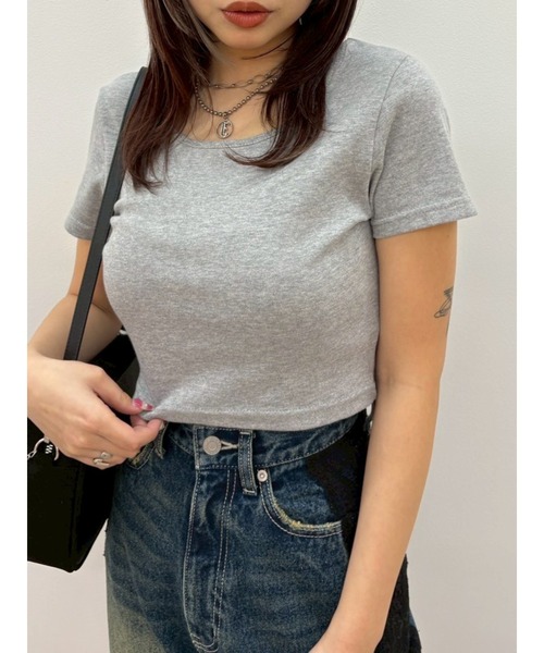 EVRIS(エヴリス)の「BASICシンプルショートTシャツ(Tシャツ/カットソー・レディース・イエロー/ピンク/ブラック/グレー/ホワイト・FREE)」の3枚目の写真