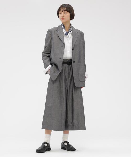 MARGARET HOWELL(マーガレットハウエル)の「COTTON RAMIE CHAMBRAY(テーラードジャケット・レディース・グレー/ブラウン・1/2)」の3枚目の写真