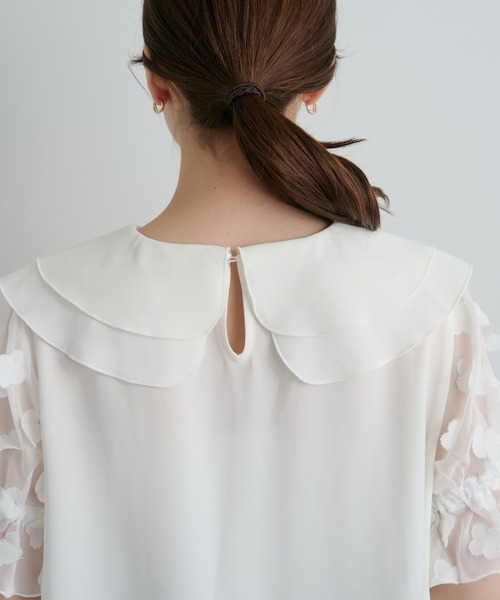Neige(ネージュ)の「フローラルペタルショートスリーブブラウス(シャツ/ブラウス・レディース・ブラック/ホワイト・ONE SIZE)」の19枚目の写真