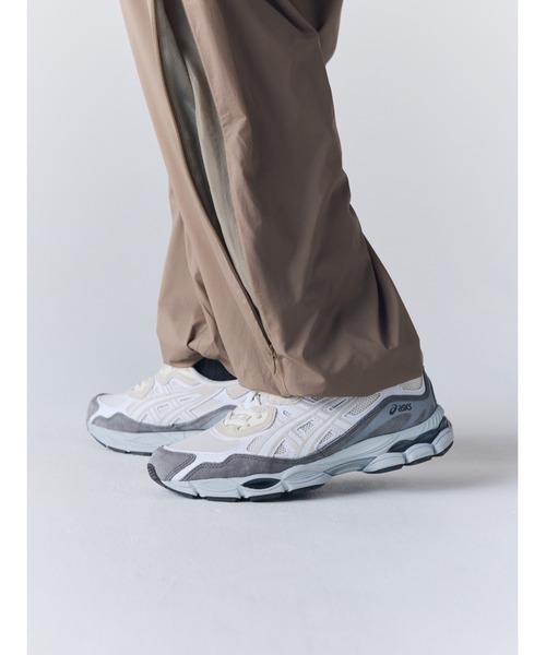ASICS(アシックス)の「GEL-NYC / ゲルエヌワイシー(スニーカー・メンズ・ホワイト×グレー・23.5/29.5/27/25.5/27.5/24/23/26/28/25/29/26.5/28.5/24.5)」の13枚目の写真