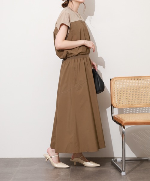 EGLANTINE(エグランティーヌ)の「EGLANTINE 2ピースセットワンピース ノースリーブ(ワンピース・レディース・サンドベージュ/カーキ・38)」の19枚目の写真