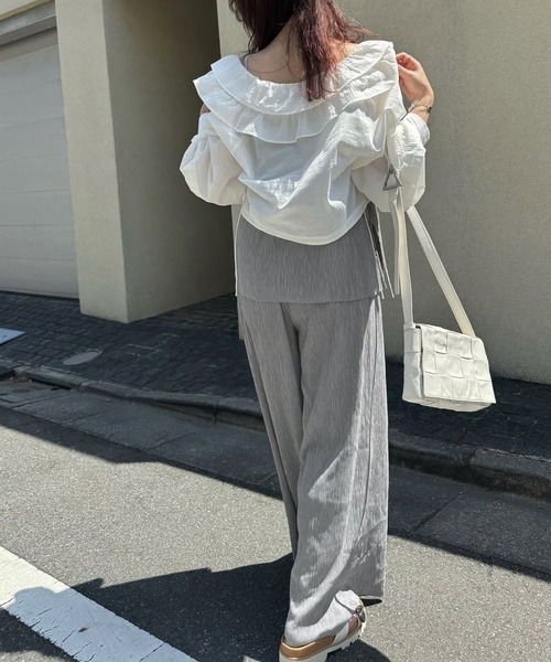 WILLFULLY(ウィルフリー)の「glitter cord flare pleats camisole(キャミソール・レディース・ダークブラウン/ブラック系その他/モスグリーン・FREE)」の17枚目の写真
