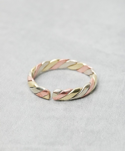 ARCHIVER(アーカイバ)の「【Comb Metal】spiral ring(リング・メンズ・ブラウン・16/19)」の2枚目の写真