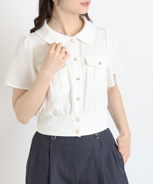 ASTORIA ODIER(アストリアオディール)の「ゴールドボタンクロップドシャツ(シャツ/ブラウス・レディース・ピンクベージュ/ホワイト/ネイビー・MEDIUM)」の2枚目の写真