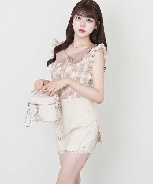 Belle Charme(ベルシャルム)の「【Belle Charme】Big Collar Sleeveless Blouse(シャツ/ブラウス・レディース・ベージュ/ブラック/ドット・FREE)」の6枚目の写真