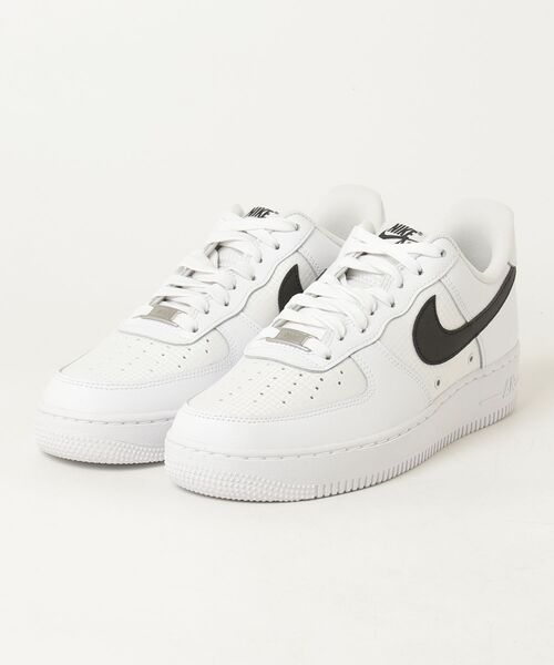NIKE(ナイキ)の「AIR FORCE 1 07 LV8 TECH(スニーカー・メンズ・ホワイト系その他・26.5cm/27.0cm/27.5cm/28.0cm/28.5cm/26.0cm)」の1枚目の写真