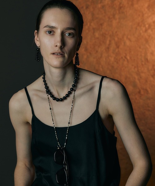 IRIS47(イリスフォーセブン)の「【IRIS 47】strata glass chain necklace/ストレイタ グラスチェーン ネックレス VSJ27(ネックレス・レディース・ブラック・FREE)」の2枚目の写真