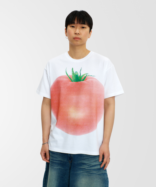 LAUGHER（ラファー）の「トマトTシャツ - ホワイト（Tシャツ/カットソー・レディース・ホワイト・MEDIUM/LARGE/X-LARGE）」の7枚目の写真