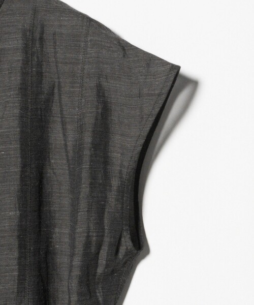 UNITED ARROWS(ユナイテッドアローズ)の「フレンチスリーブ ワンピース ‐ウォッシャブル‐(ワンピース・レディース・ダークブラウン/ターコイズブルー系・36/38)」の16枚目の写真