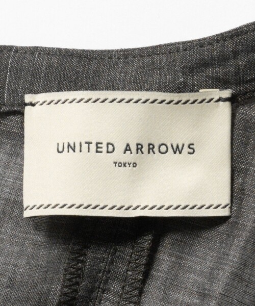 UNITED ARROWS(ユナイテッドアローズ)の「フレンチスリーブ ワンピース ‐ウォッシャブル‐(ワンピース・レディース・ダークブラウン/ターコイズブルー系・36/38)」の11枚目の写真