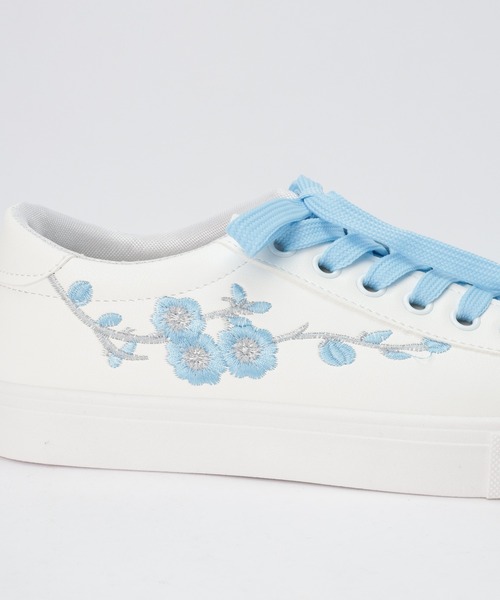 Lace Ladies(レースレディース)の「配色 フラワー レースアップ ローカット スニーカー(スニーカー・レディース・ブルー/ピンク・22.5cm/23cm/23.5cm/24cm/24.5cm/25cm)」の22枚目の写真