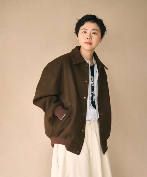 kha:ki(カーキ)の「「KHA:KI / カーキ」LOOSE VARSITY JACKET(その他アウター・レディース・ブラウン/グレー/ブラック・2/1)」の3枚目の写真