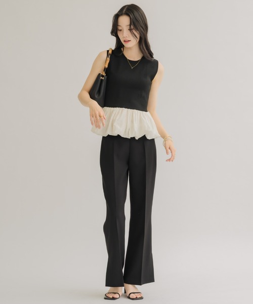 NEUNA(ヌナ)の「【全骨格スタイルアップ◎】ペプラムバルーンノースリトップス(Tシャツ/カットソー・レディース・ブラック/アイボリー・FREE)」の18枚目の写真