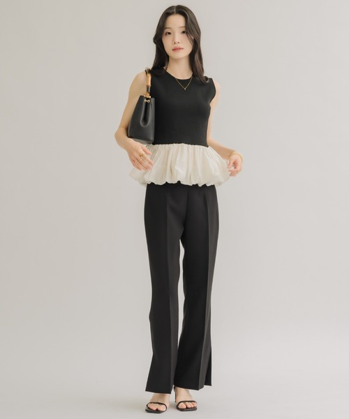 NEUNA(ヌナ)の「【全骨格スタイルアップ◎】ペプラムバルーンノースリトップス(Tシャツ/カットソー・レディース・ブラック/アイボリー・FREE)」の16枚目の写真
