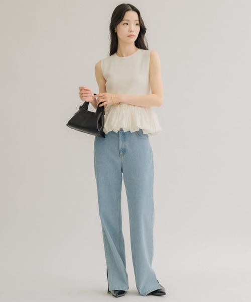NEUNA(ヌナ)の「【全骨格スタイルアップ◎】ペプラムバルーンノースリトップス(Tシャツ/カットソー・レディース・ブラック/アイボリー・FREE)」の11枚目の写真