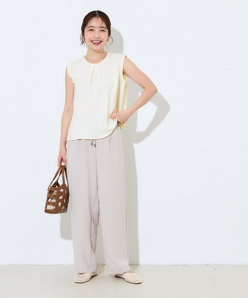 coca(coca)(コカ)の「【伊藤千晃様着用】\速乾/ ノースリーブタックブラウス(シャツ/ブラウス・レディース・ストライプ/アイボリー・M/L/S)」の9枚目の写真
