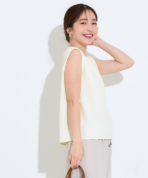coca(coca)(コカ)の「【伊藤千晃様着用】\速乾/ ノースリーブタックブラウス(シャツ/ブラウス・レディース・ストライプ/アイボリー・M/L/S)」の10枚目の写真