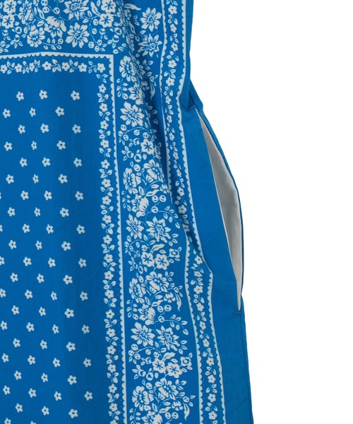 INDIA IS BEAUTIFUL（インディアイズビューティフル）の「INDIA IS BEAUTIFUL/BANDANA CAMSOLE ONEPIECE（ワンピース・レディース・ブルー・ONE SIZE）」の7枚目の写真
