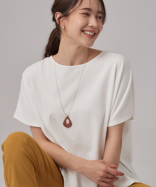SHOO・LA・RUE(シューラルー)の「【体型カバー/S-LL】後ろ姿も映える 異素材ドッキングトップス(Tシャツ/カットソー・レディース・ホワイト/ブラック/ライトベージュ/ベビーピンク・01/02/03/04)」の1枚目の写真