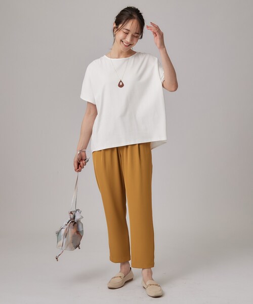 SHOO・LA・RUE(シューラルー)の「【体型カバー/S-LL】後ろ姿も映える 異素材ドッキングトップス(Tシャツ/カットソー・レディース・ホワイト/ブラック/ライトベージュ/ベビーピンク・01/02/03/04)」の11枚目の写真