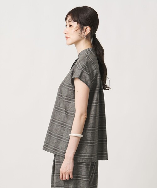 UNITED ARROWS（ユナイテッドアローズ）の「チェック バンドカラー フレンチスリーブ シャツ ‐ウォッシャブル‐（シャツ/ブラウス・レディース・その他2/その他7・FREE）」の10枚目の写真