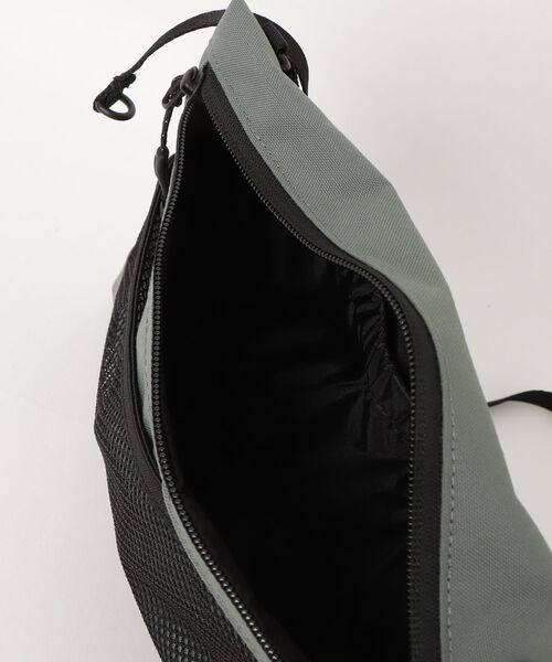 Snow Peak（スノーピーク）の「スノーピーク Snow Peak Everyday Use Sacoche（ショルダーバッグ・メンズ・その他・ONE SIZE）」の3枚目の写真