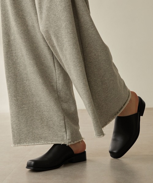 CALLNE(カルネ)の「【CALLNE】Real Leather Square Low-heel Mule Sandal / スクエアローヒールミュールサンダル(サンダル・メンズ・ブラック・39/43/41)」の9枚目の写真